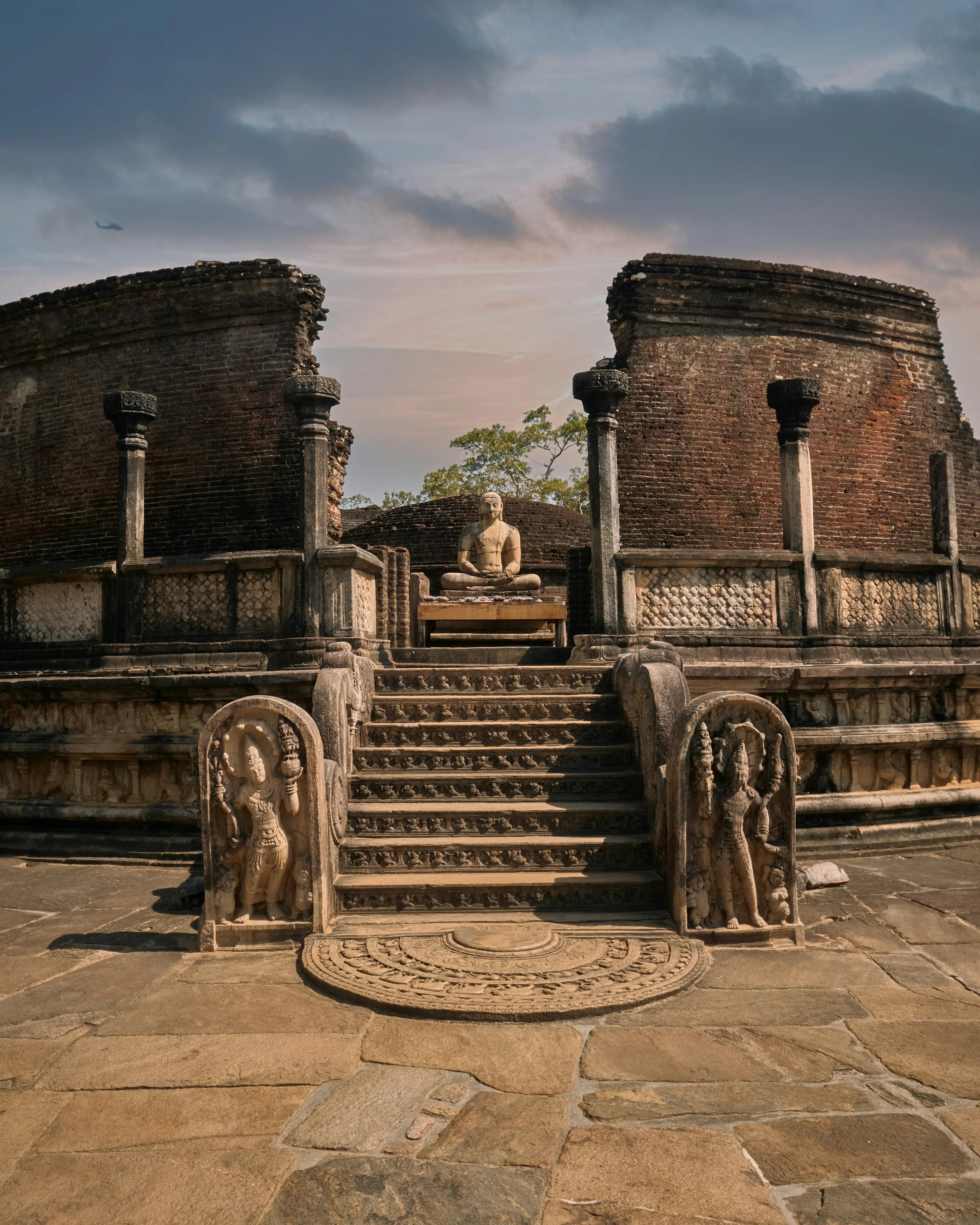 Polonnaruwa Day Tour
